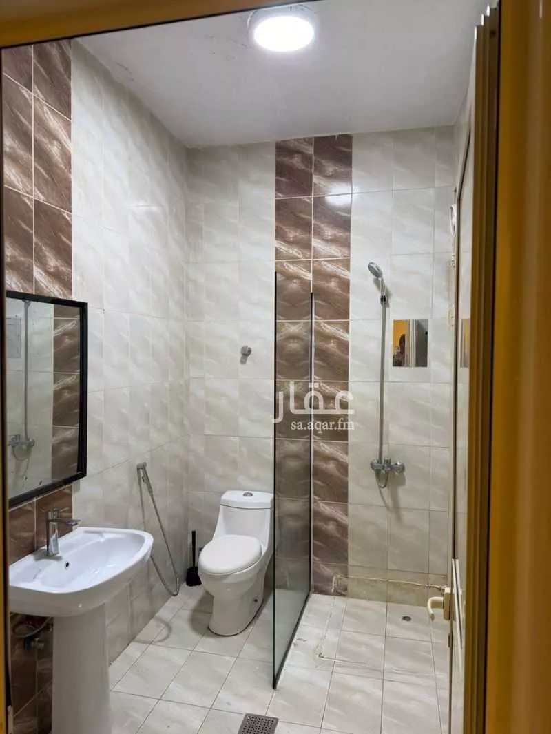 شقة 2 غرف في النزهة 4