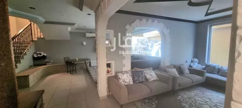 فيلا 6 غرف في الملقا 5