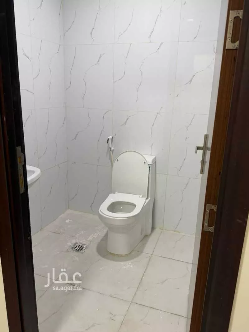 دور 7 غرف في الأمير عبدالمجيد 2