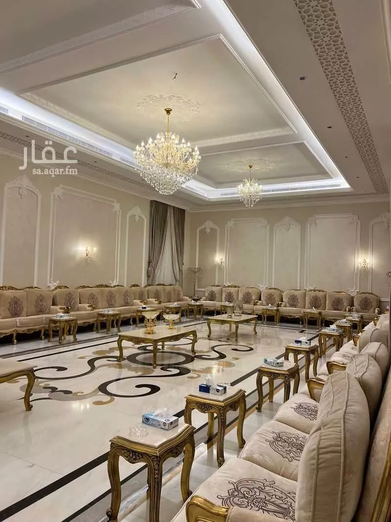 فيلا 9 غرف في الشراع 4