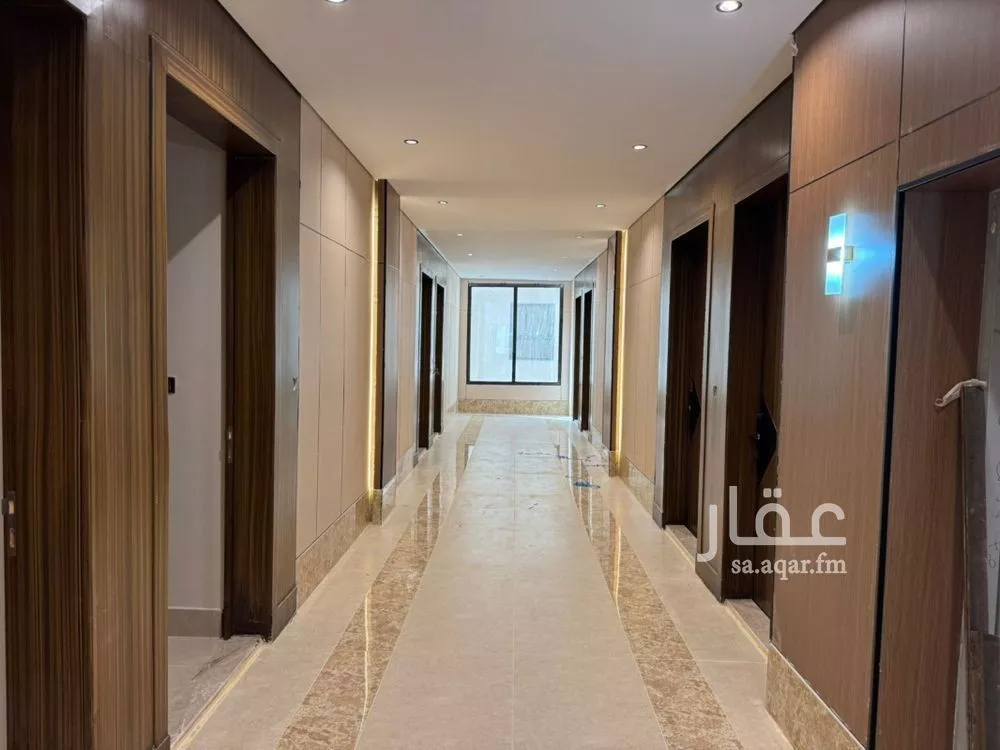 5 bedroom apartment in Al Hamra, Eastern Province 11