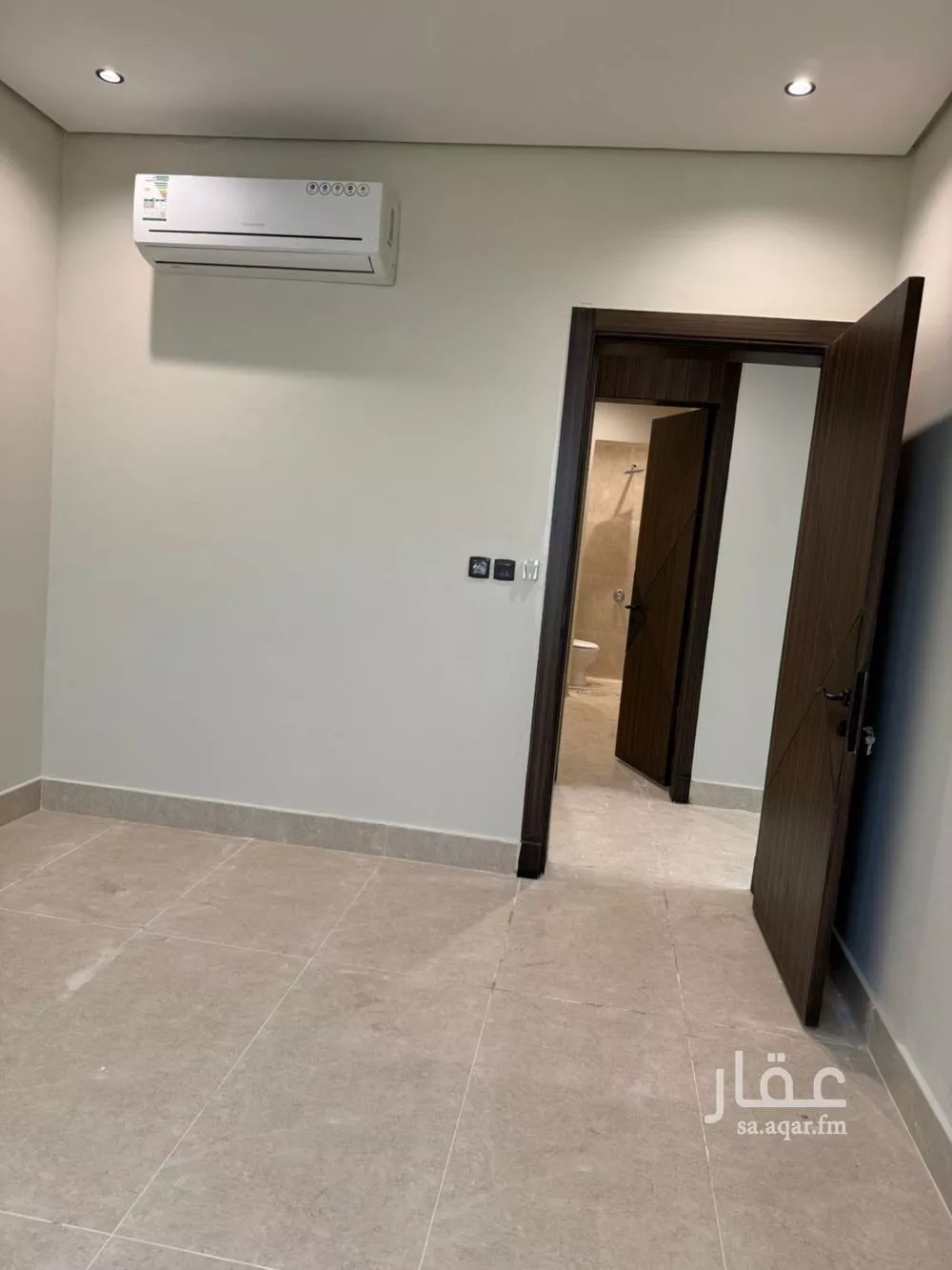 3 bedroom apartment in Taibah, Eastern Province 14