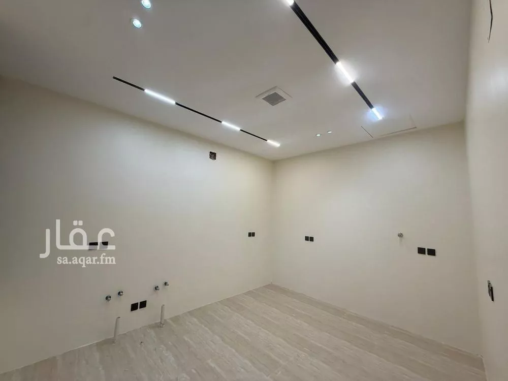 فيلا 5 غرف في المهدية 4