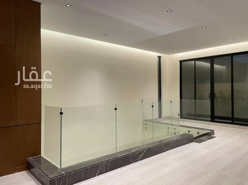 فيلا 6 غرف في المهدية 5