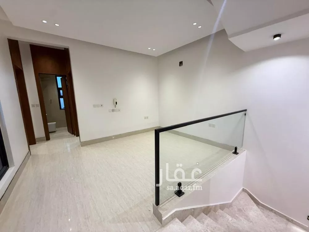 فيلا 6 غرف في المهدية 5