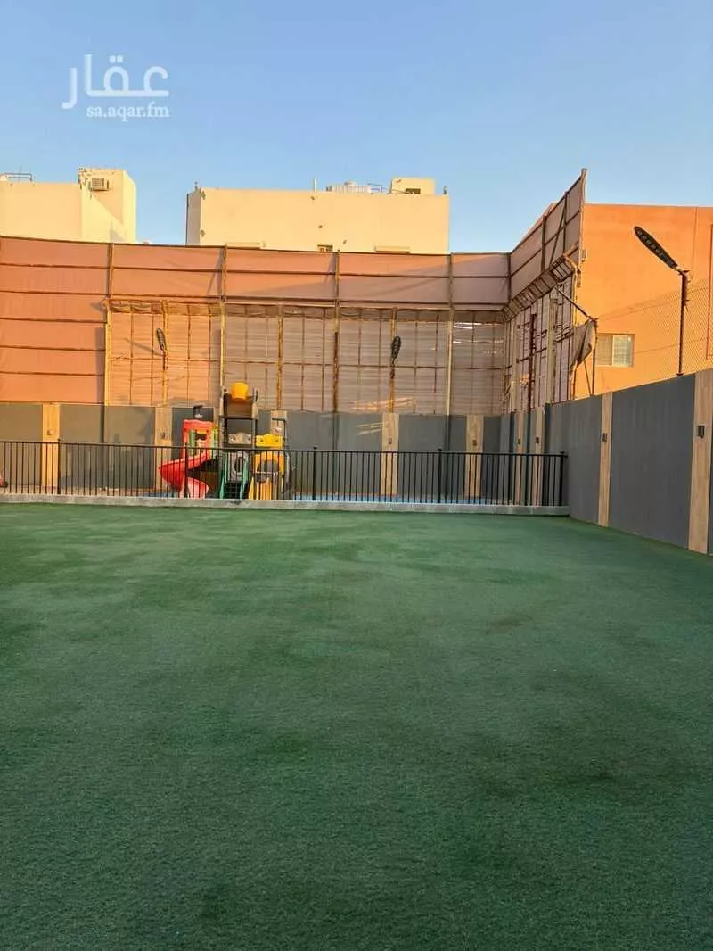 فيلا 8 غرف في اللؤلؤ 4