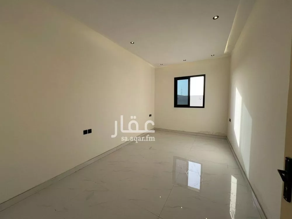 5 bedroom apartment in Dhahrat Namar, Riyadh 16