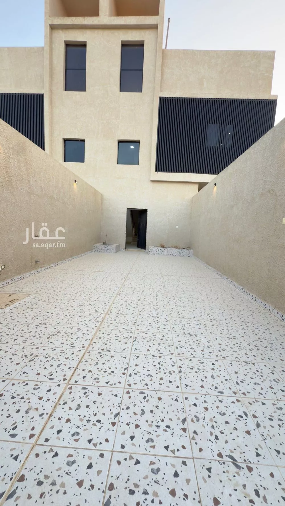 دور 5 غرف في ضاحية نمار 2