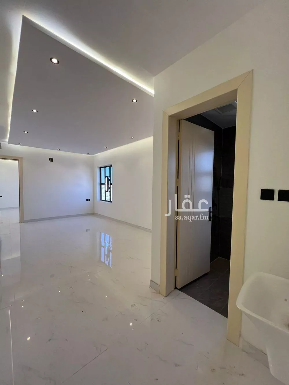 5 bedroom apartment in Dhahrat Namar, Riyadh 14
