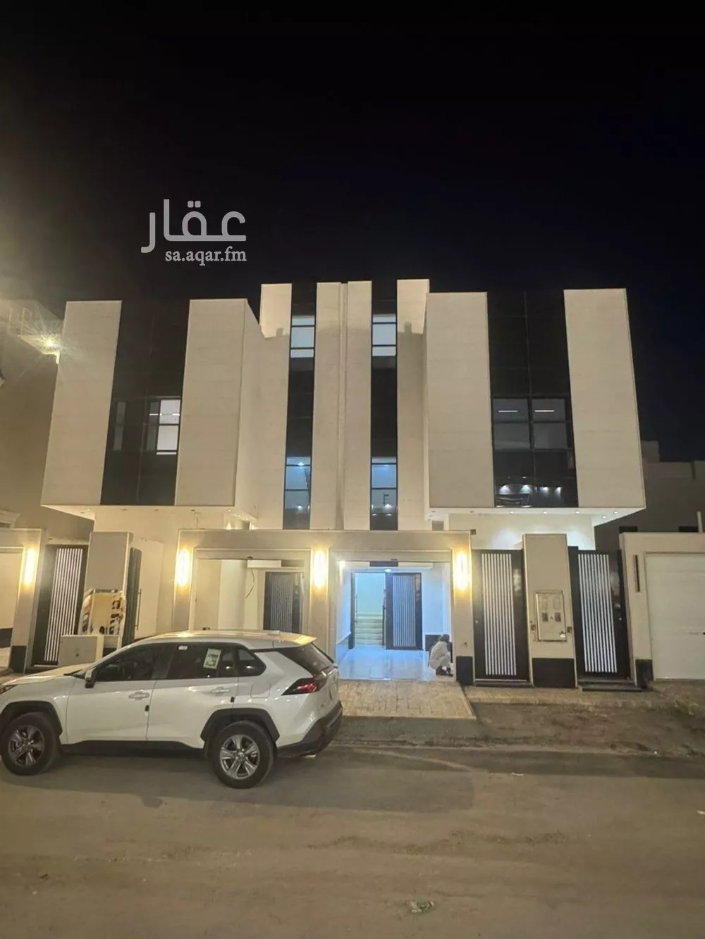 5 bedroom villa in Al Rimal 1