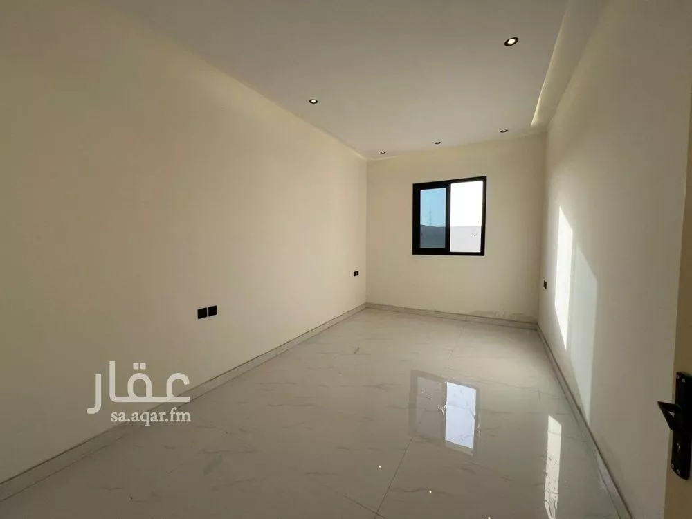 5 bedroom apartment in Dhahrat Namar, Riyadh 7
