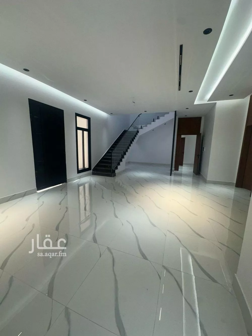 فيلا 9 غرف في الرمال 5