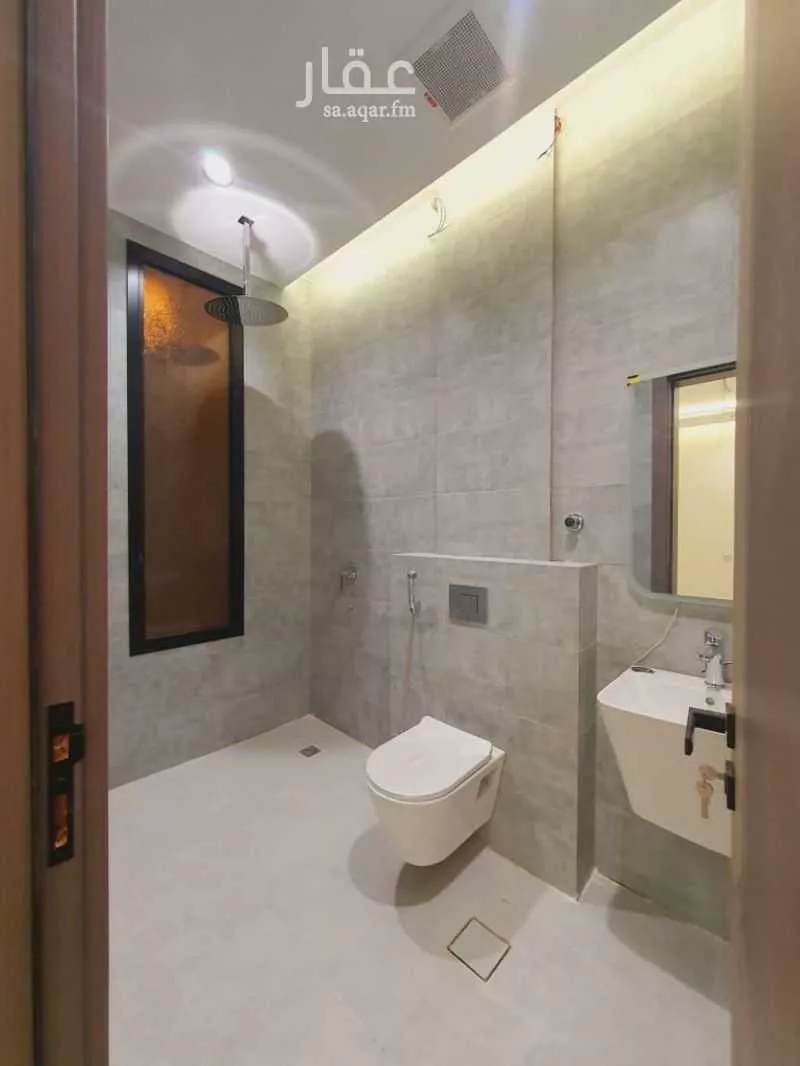 5 bedroom apartment in Al Bashaer, Jeddah 12