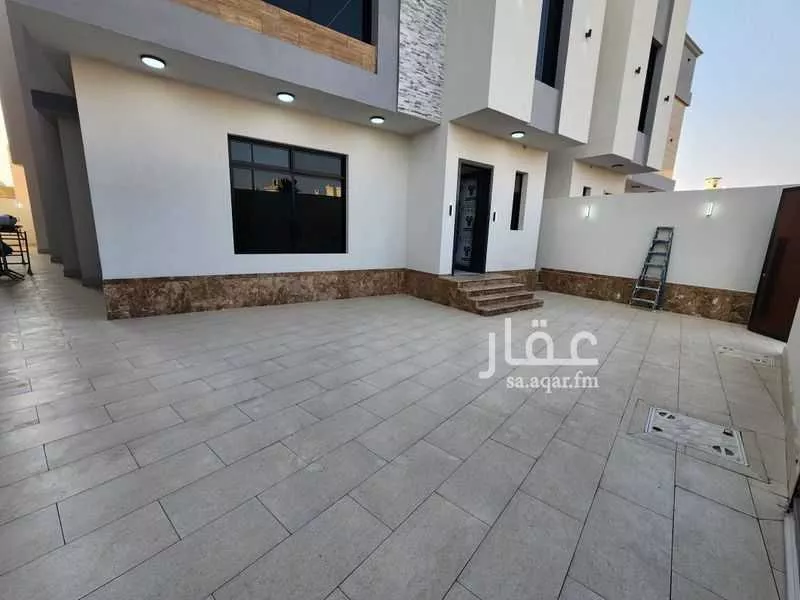 فيلا 16 غرف في الصالحية 3