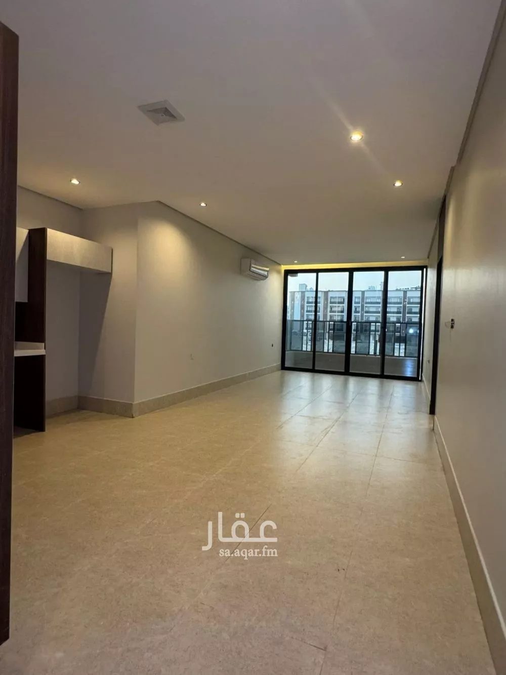 شقة 5 غرف في الحمرا 1