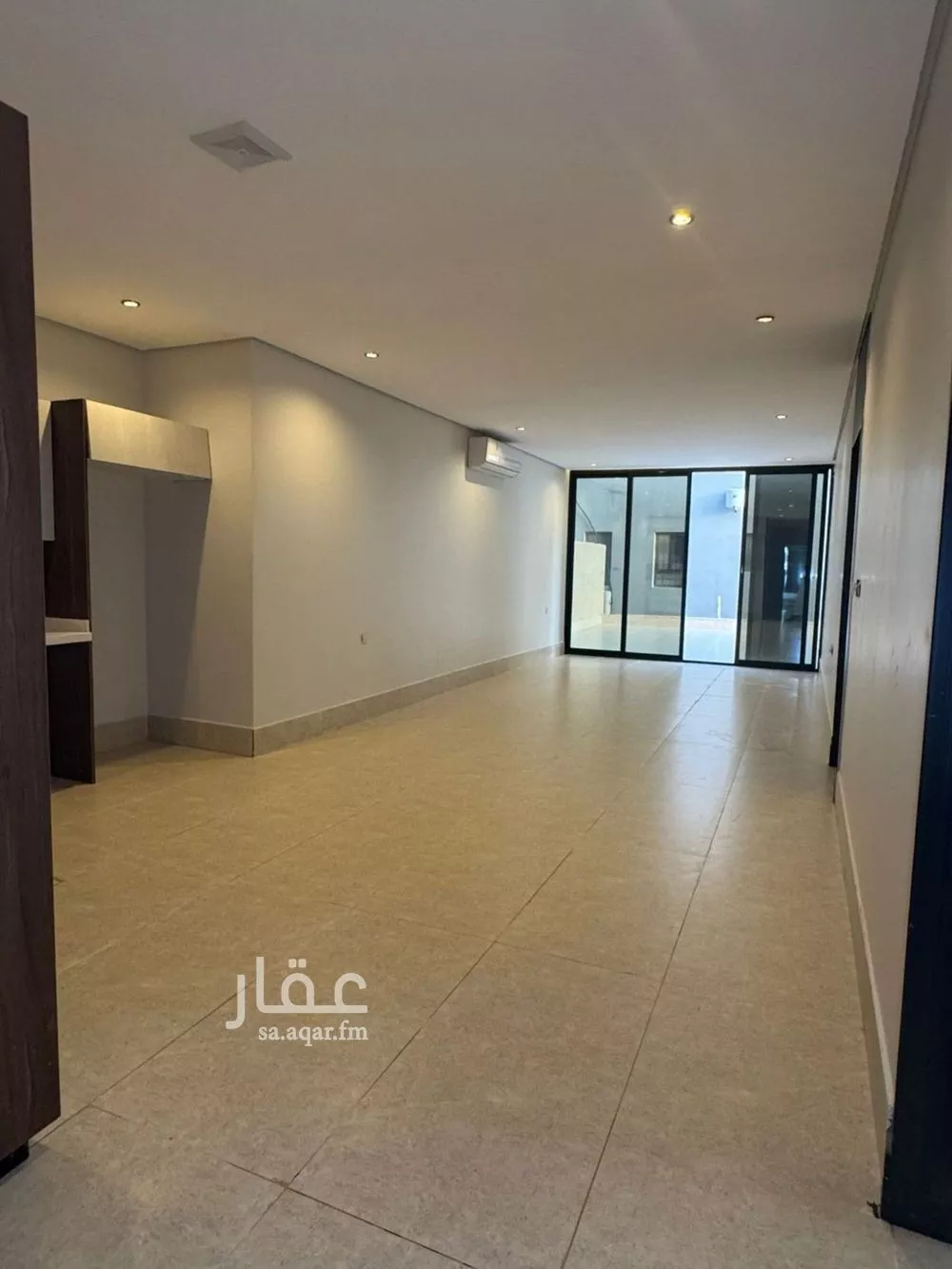 شقة 5 غرف في الحمرا 3