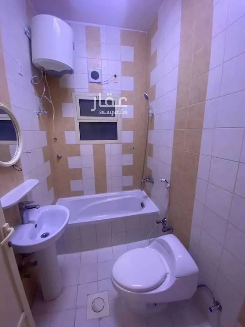 4 bedroom apartment in Badr, Eastern Province 11