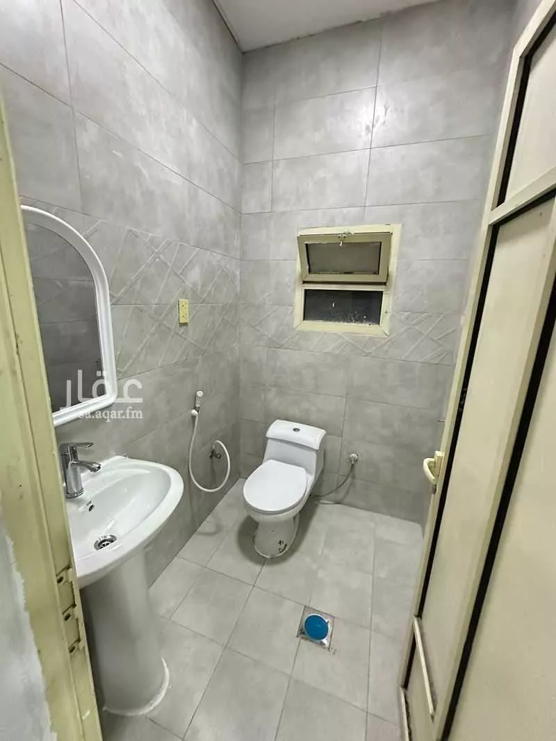 شقة 1 غرف في العقربية 4