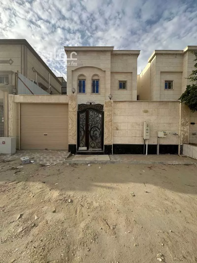 6 bedroom villa in Dahiat King Fahd 1