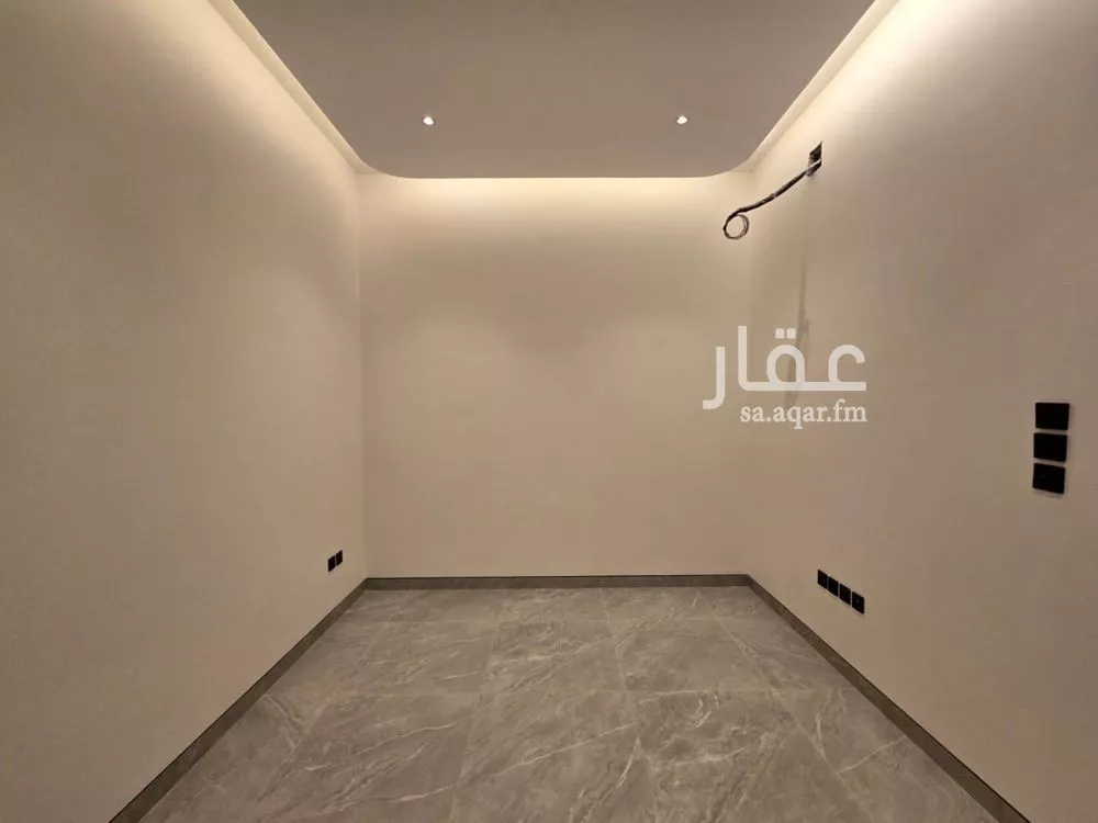 فيلا 6 غرف في النرجس 3