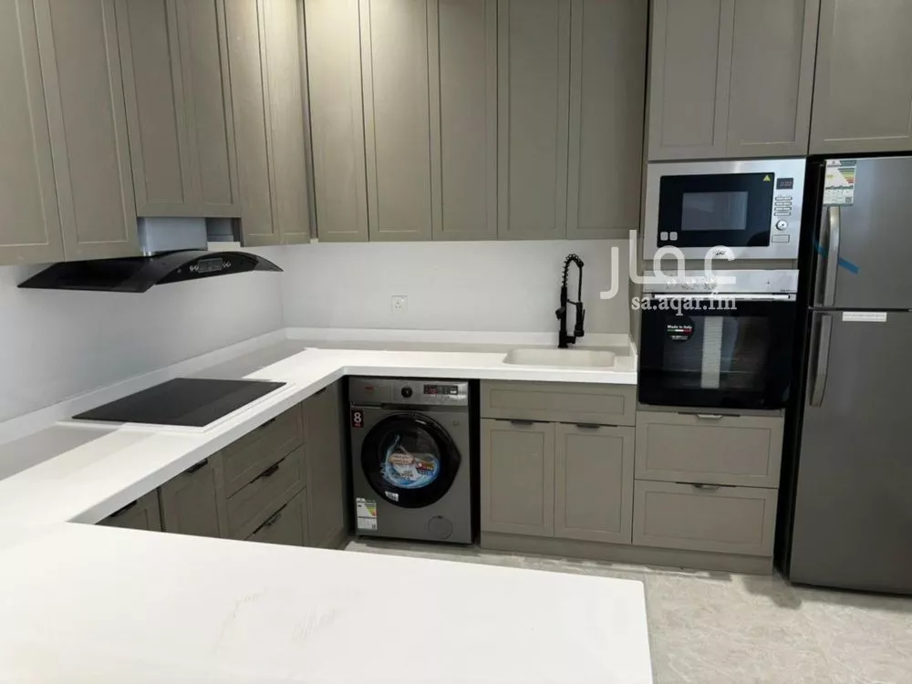 شقة 3 غرف في العارض 4