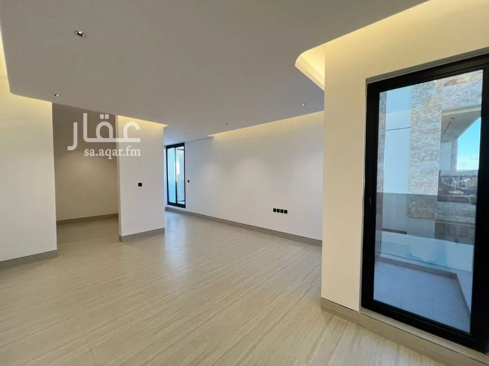 6 bedroom villa in Al Narjis 5