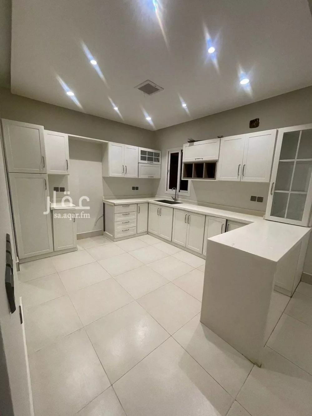 3 bedroom apartment in Al Qairawan 1