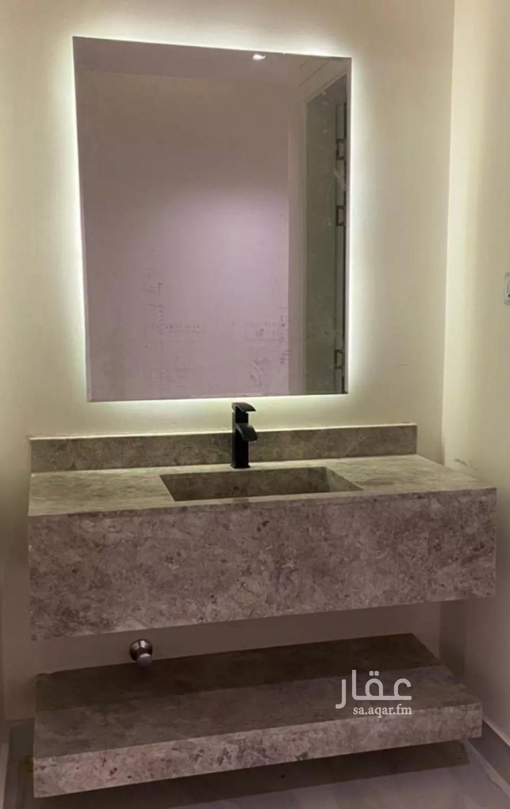 3 bedroom apartment in Al Qairawan 4