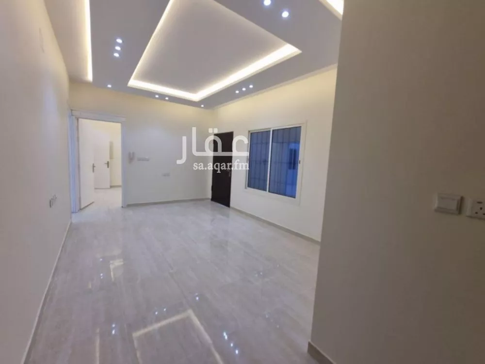 5 bedroom floor in Badr 4
