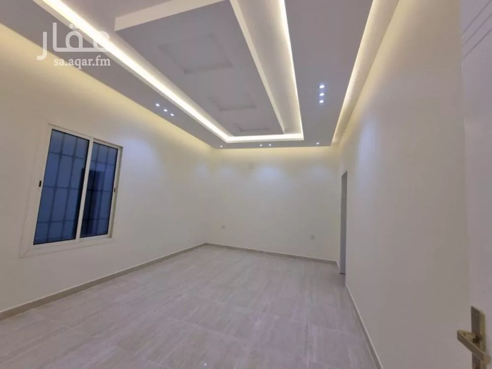 5 bedroom floor in Badr 3