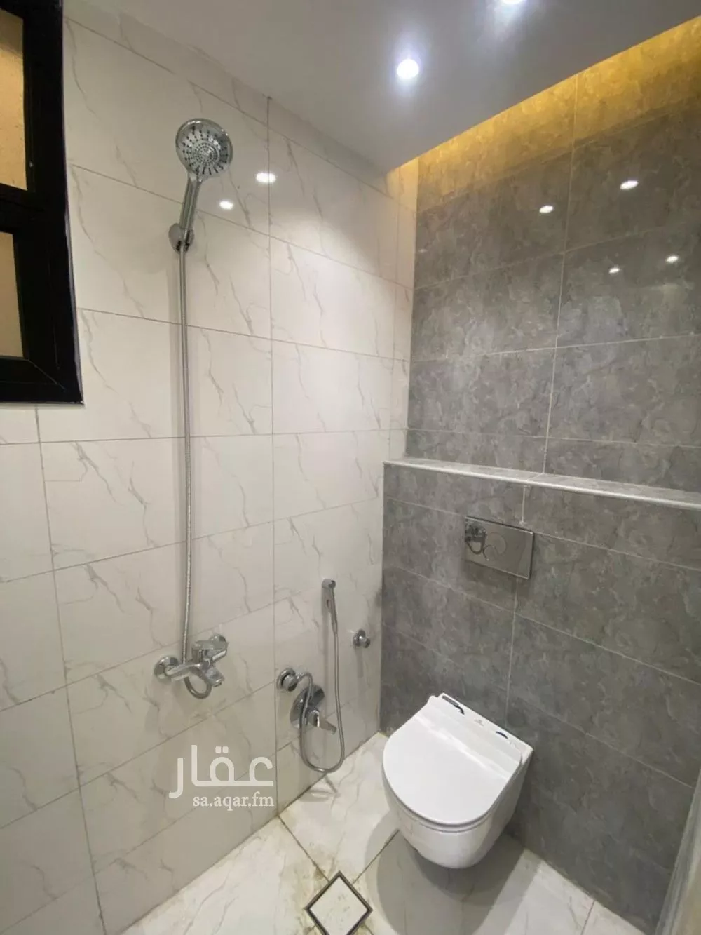 دور 5 غرف في عكاظ 5