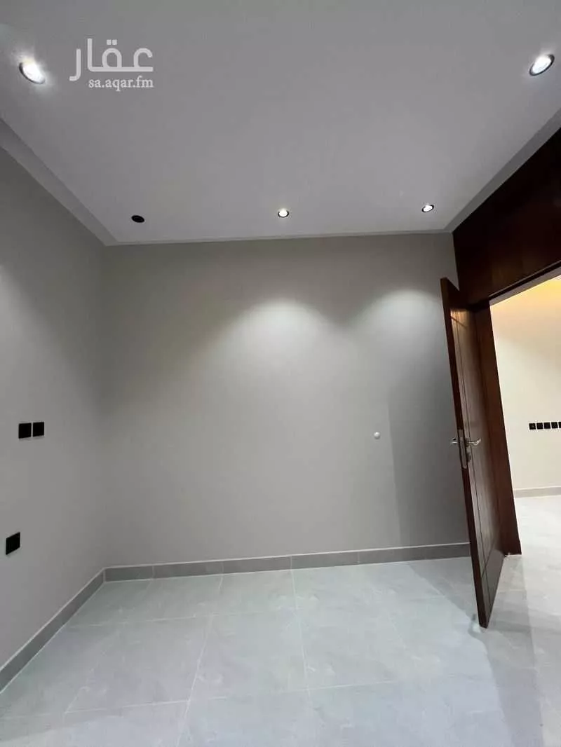 7 bedroom floor in Dirab 2