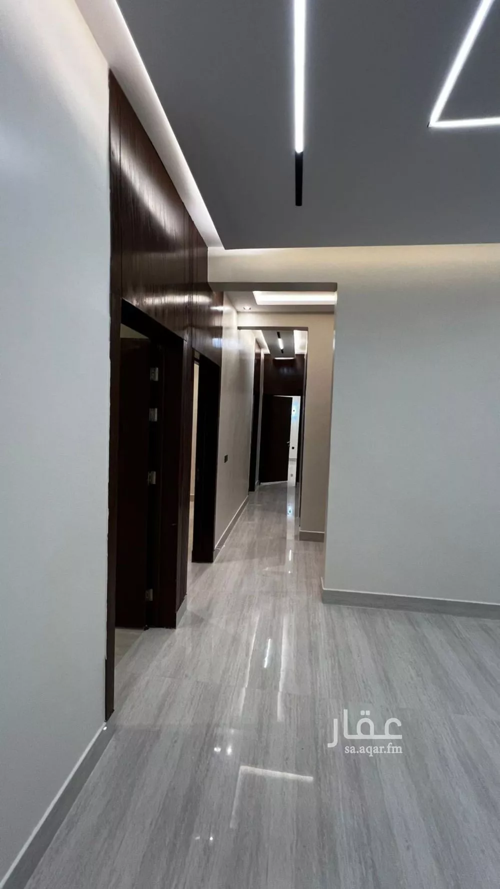 3 bedroom floor in Al Hazm 4