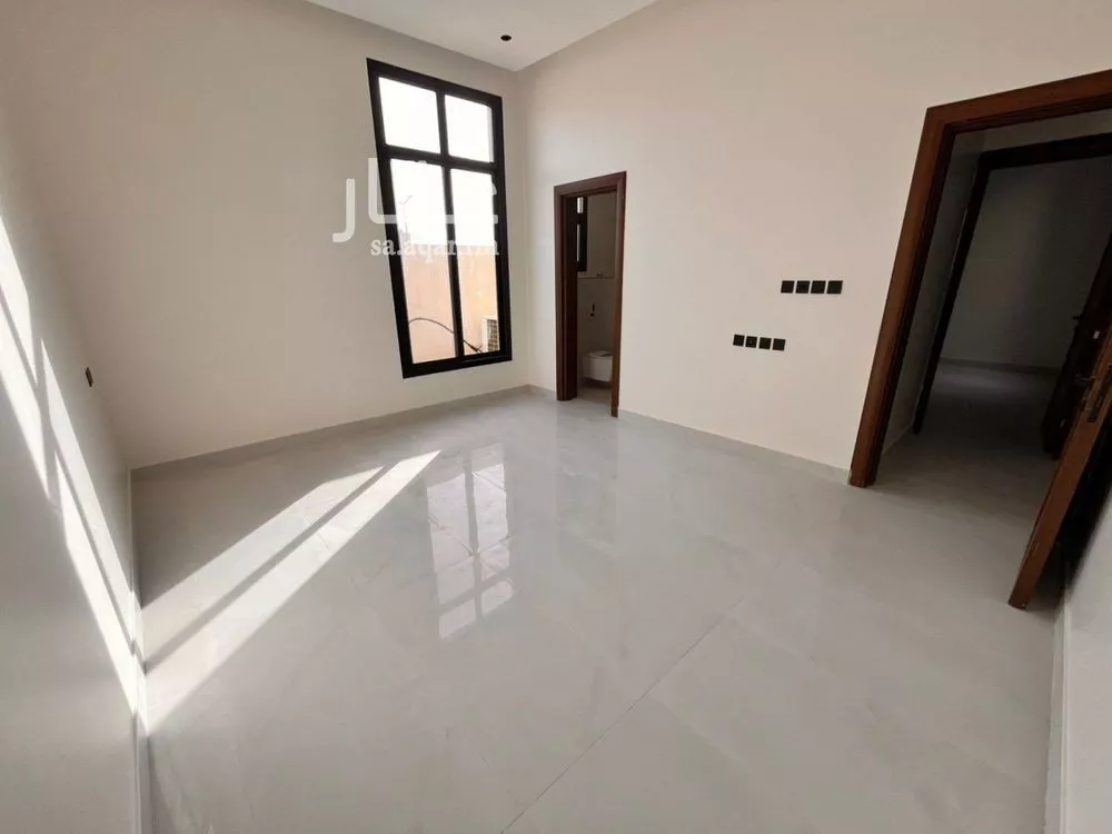 فيلا 6 غرف في المهدية 4