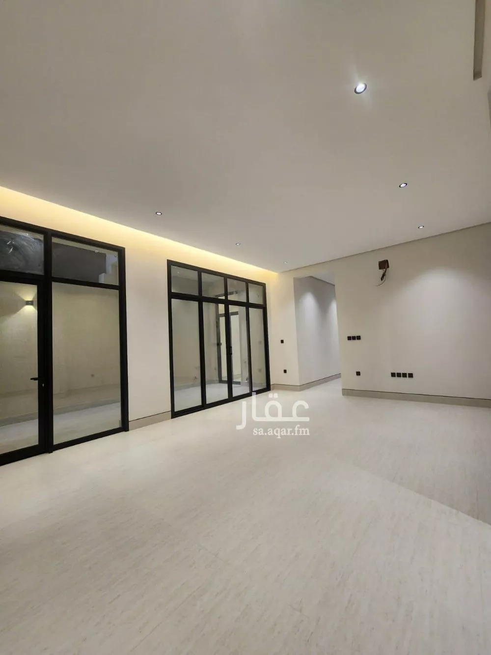 دور 3 غرف في الروضة 4