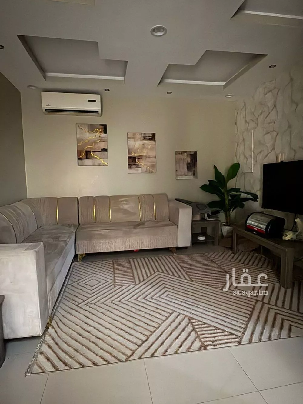 3 bedroom villa in Dhahrat Laban, Riyadh 9