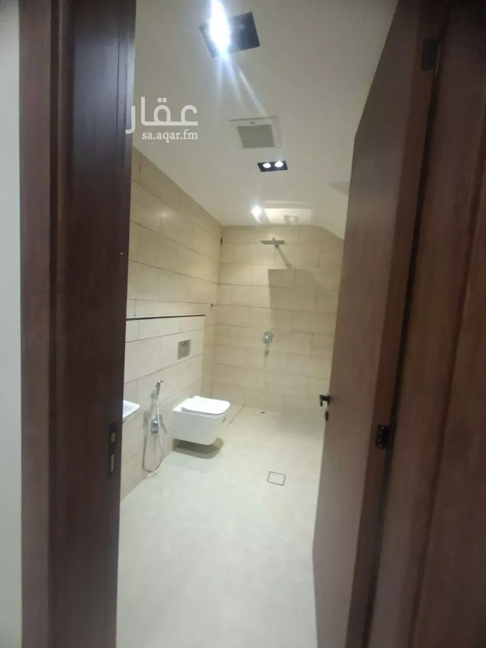 فيلا 4 غرف في اليرموك 2