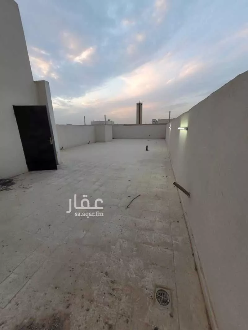 5 bedroom floor in Badr 5