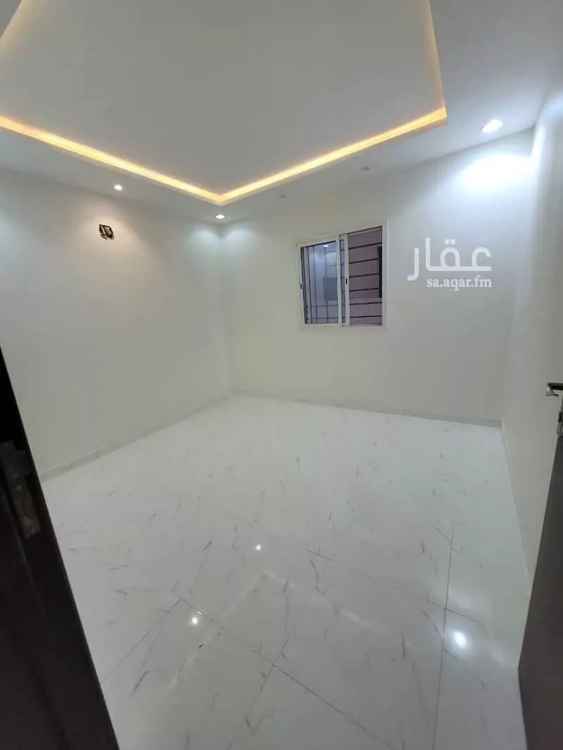 4 bedroom floor in Badr 2