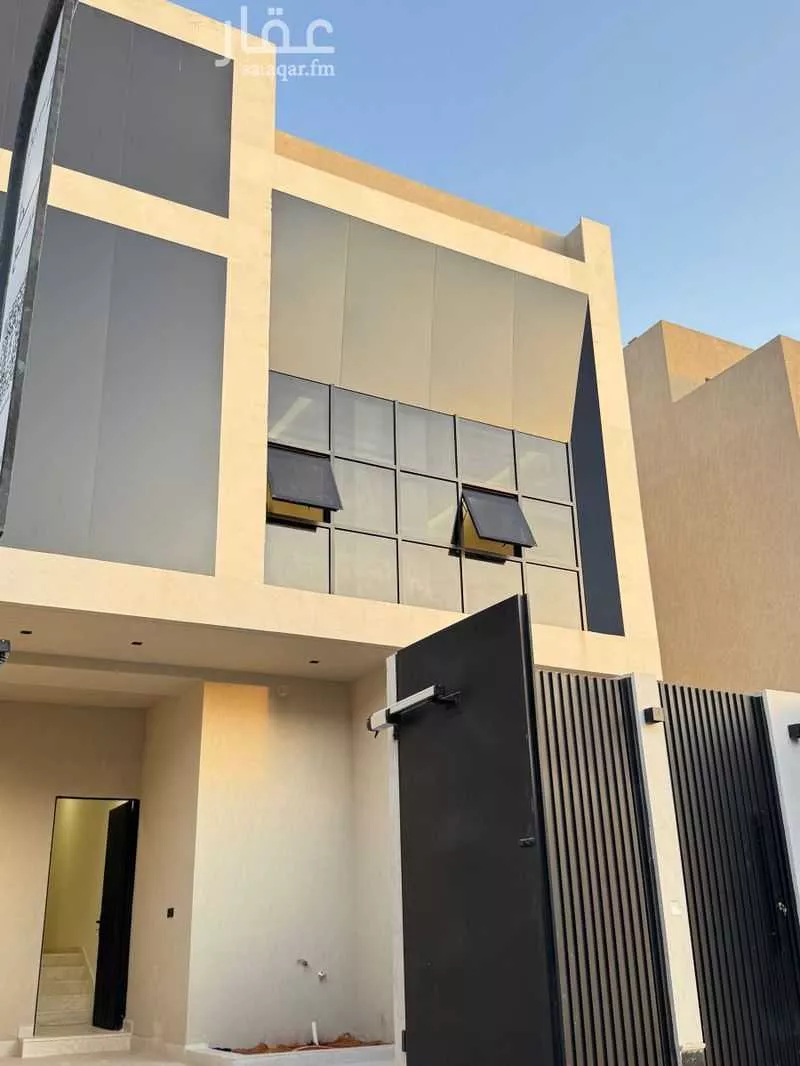 3 bedroom floor in Al Aridh 1