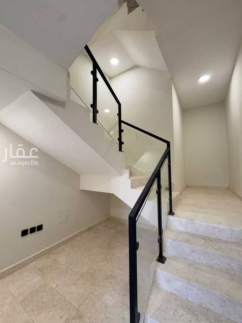 دور 3 غرف في العارض 3