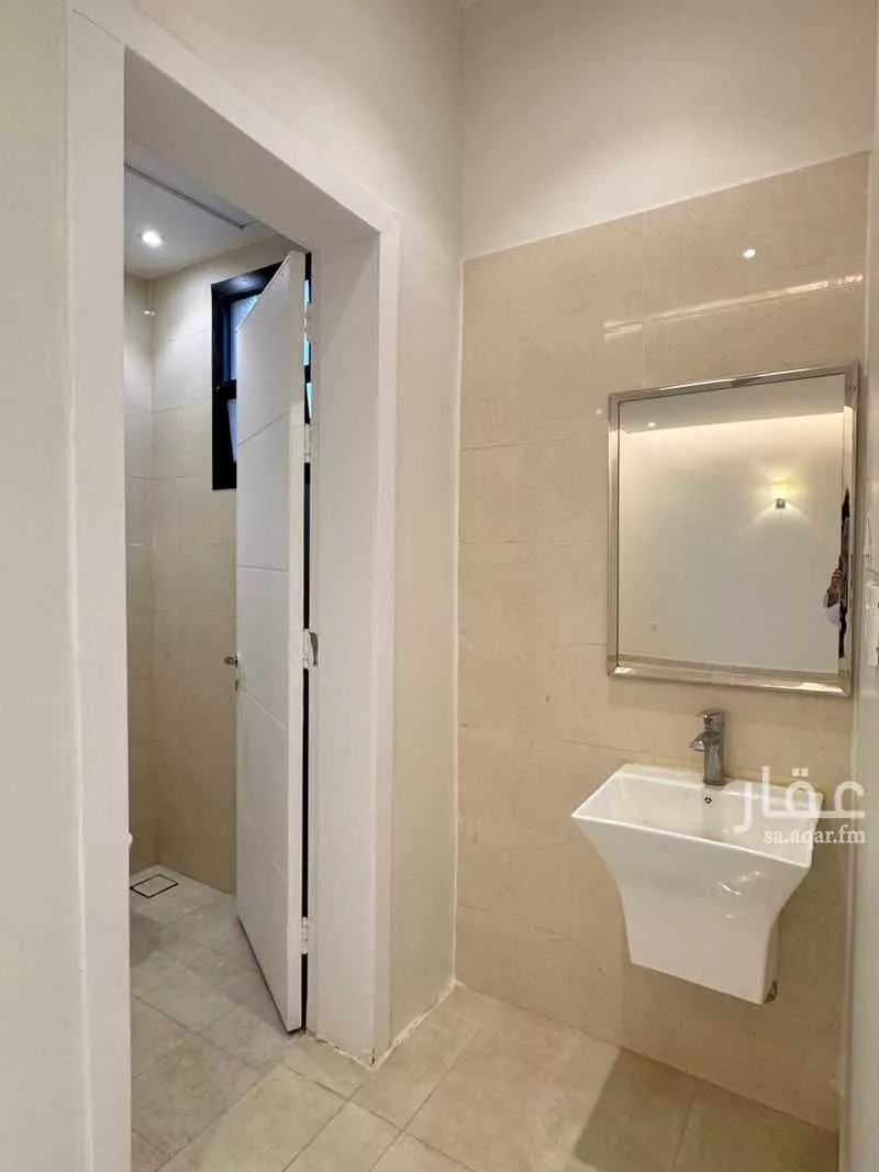 فيلا 4 غرف في العارض 4