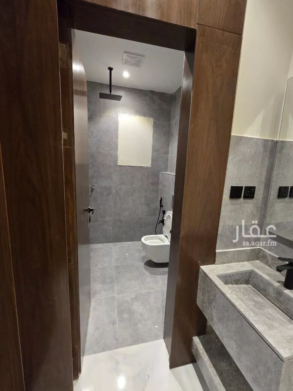 2 bedroom apartment in Al Janadriyah 4