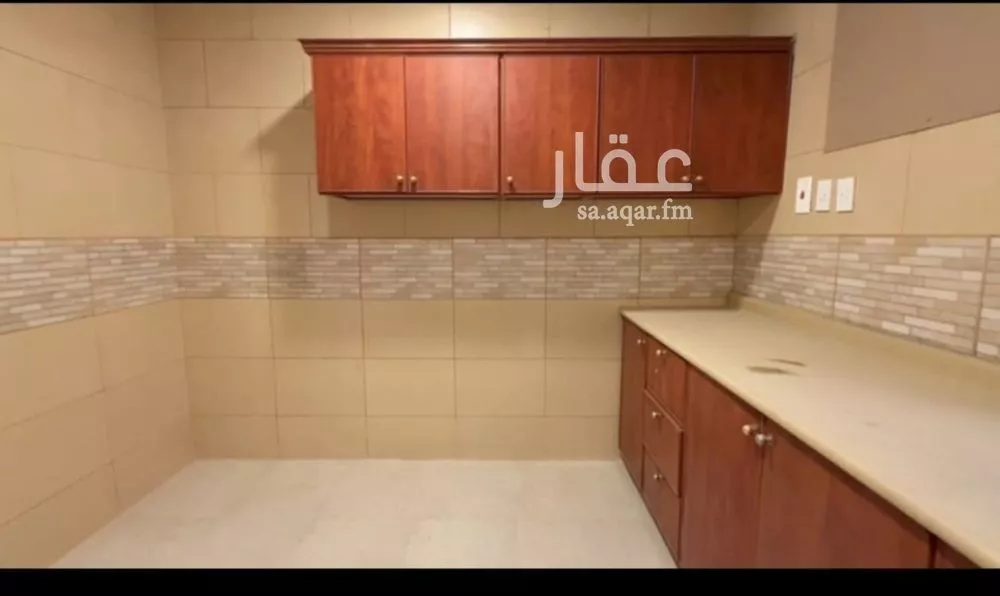 شقة 3 غرف في النور 5