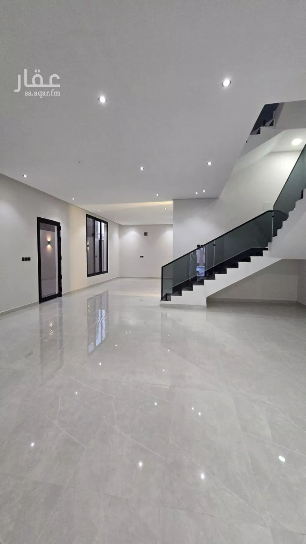 فيلا 6 غرف في ضاحية الملك فهد 4