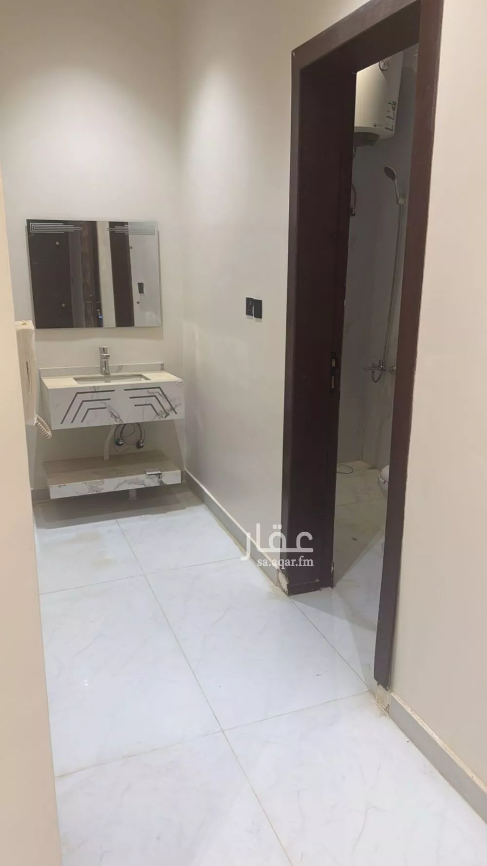 شقة 5 غرف في الجنادرية 2