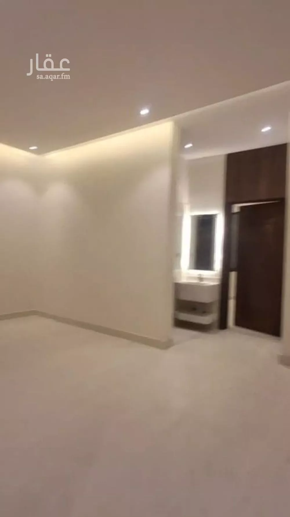 فيلا 8 غرف في الجنادرية 2