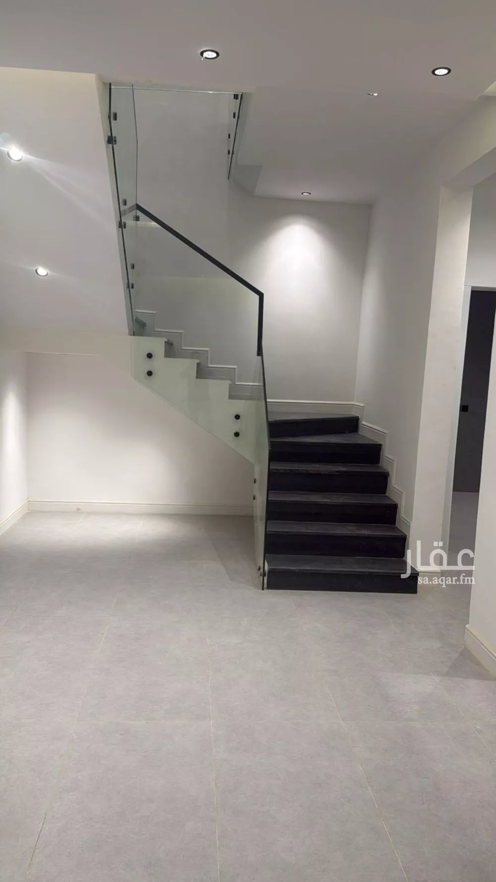 شقة 5 غرف في الجنادرية 2