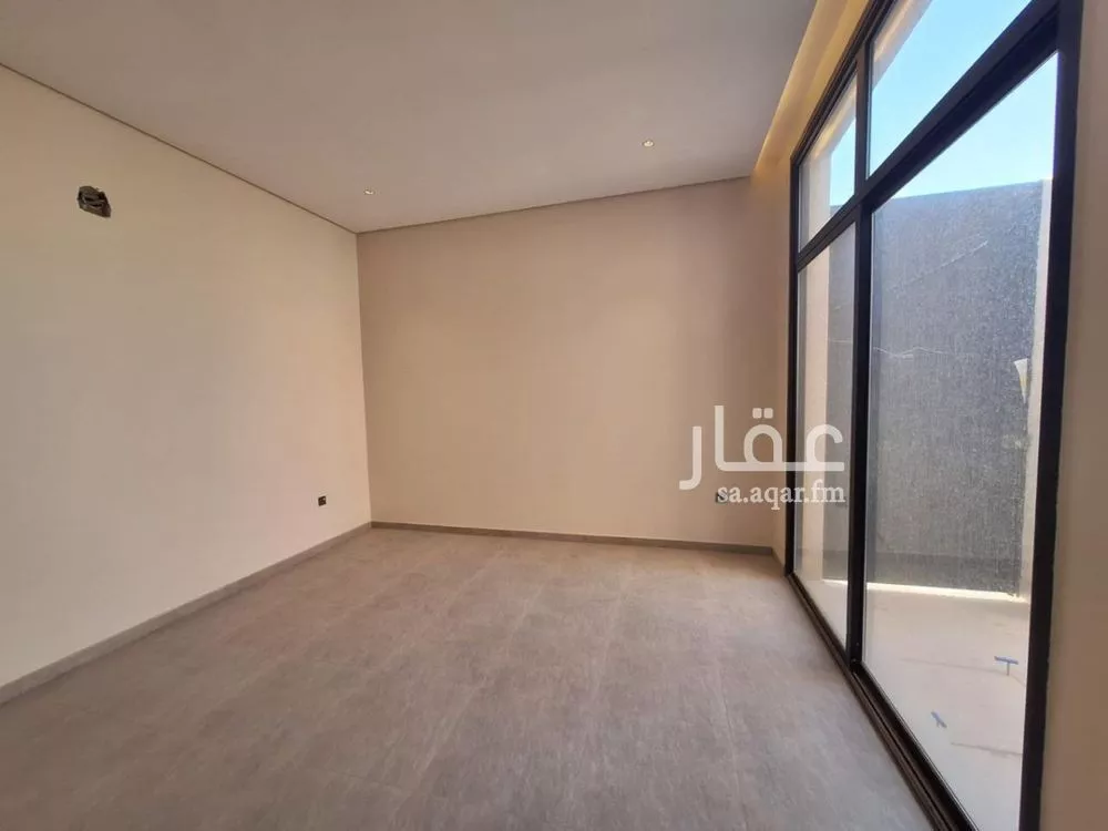 فيلا 6 غرف في الرمال 3