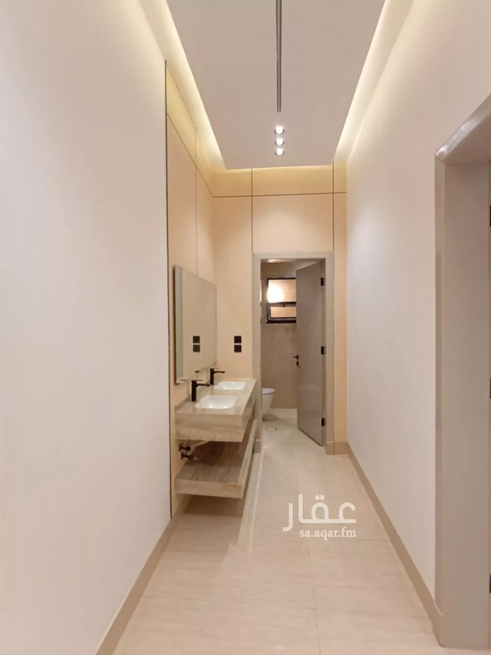 فيلا 6 غرف في الجنادرية 1